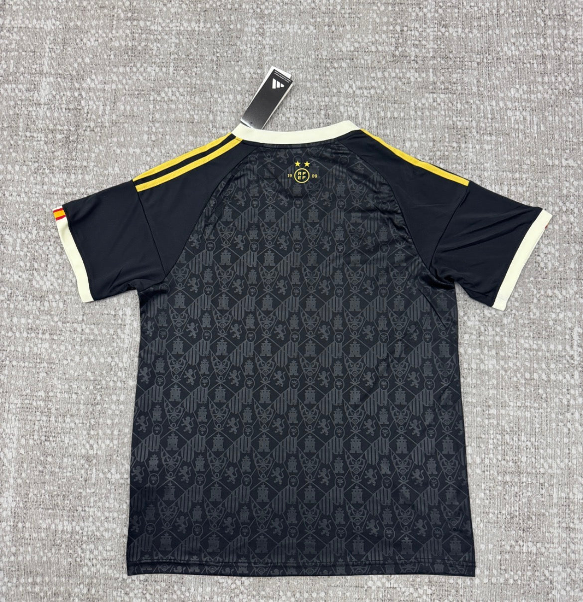 Spain Fan kit LE