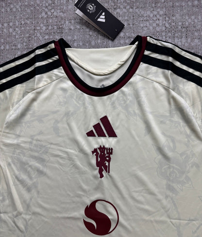 Man united red dragons kit