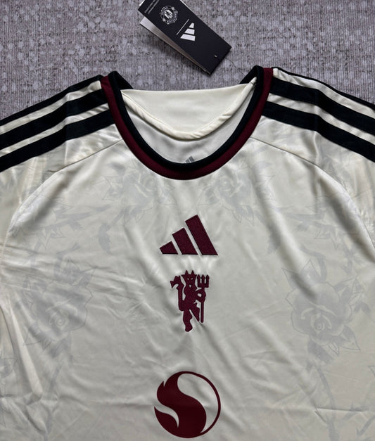 Man united red dragons kit
